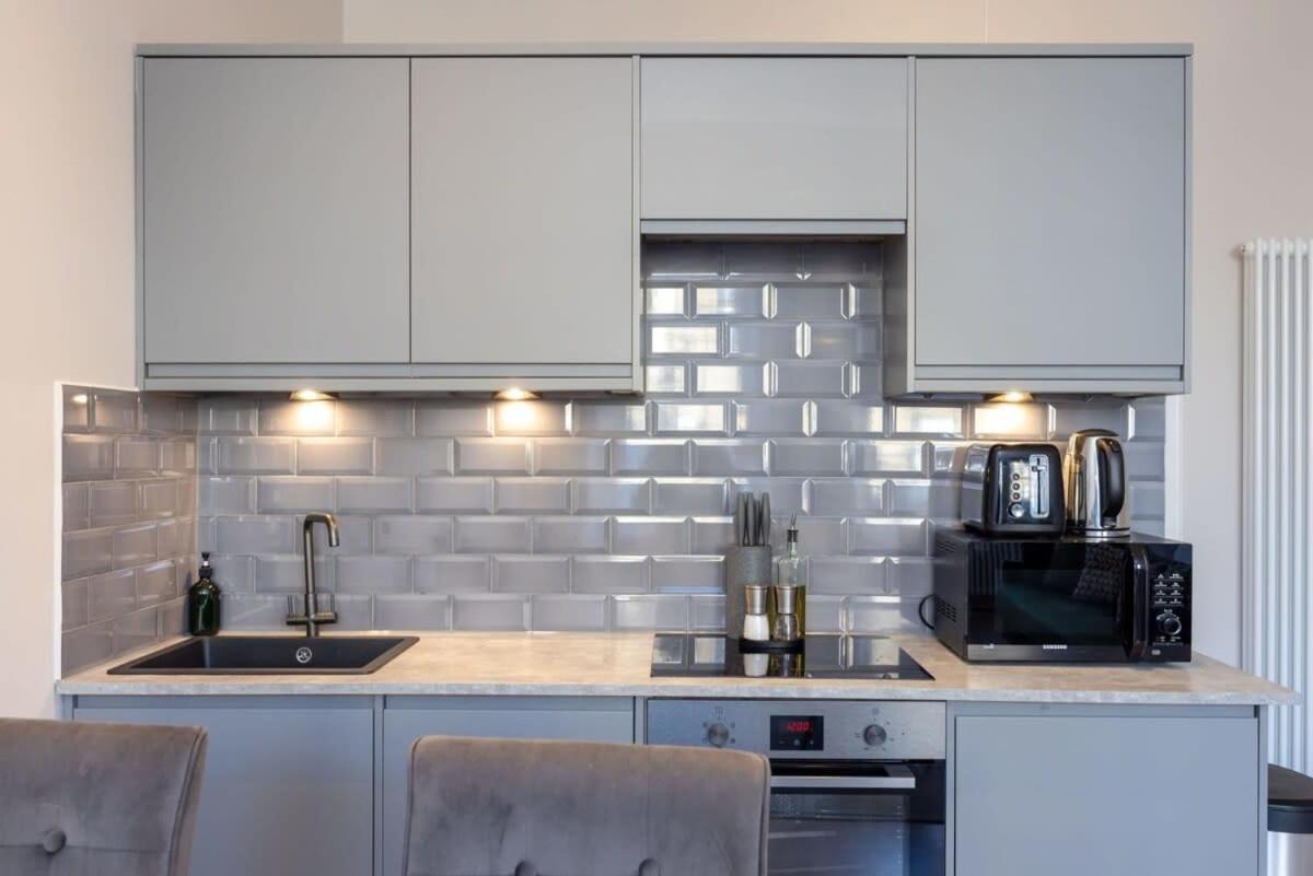 Dragon Suites - Edinburgh City Centre 2 Bed Apartment Екстериор снимка
